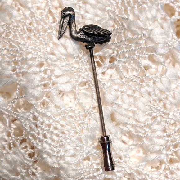 👍Pelican pin - Picture 1 of 6